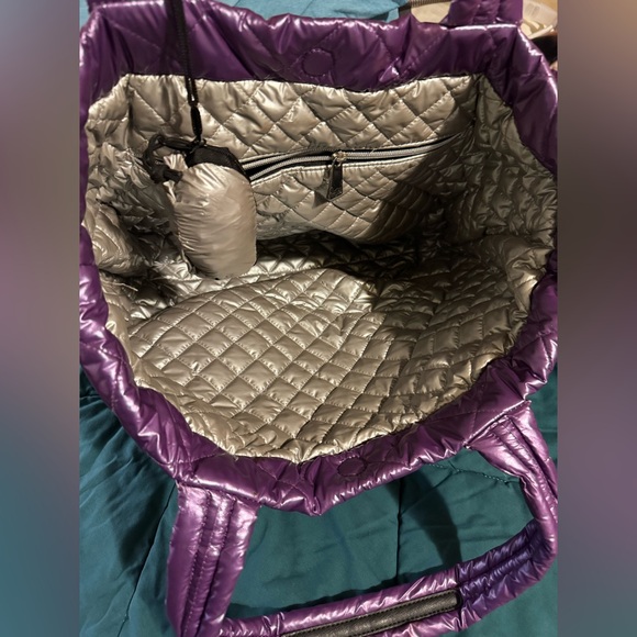 Calvin Klein puffer tote - Picture 4 of 6